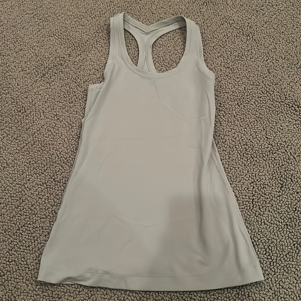 Lululemon July razor back size 2. Not sold anymore, Sage color